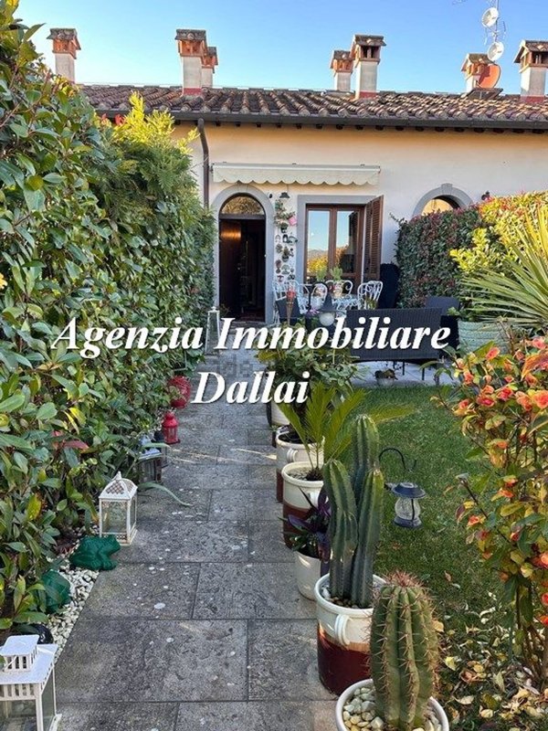 casa indipendente in vendita a Vicchio