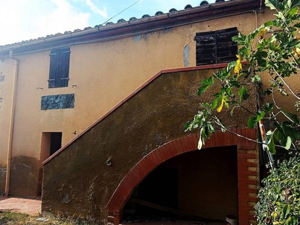 casa indipendente in vendita a Vicchio