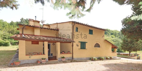 appartamento in vendita a Vicchio in zona Bovino
