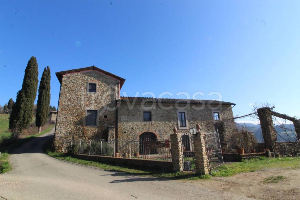 casa indipendente in vendita a Vicchio in zona Molezzano