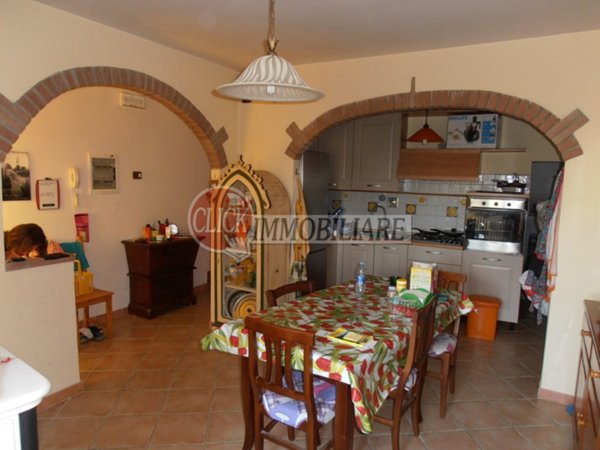 casa indipendente in vendita a Vicchio in zona Ponte a Vicchio