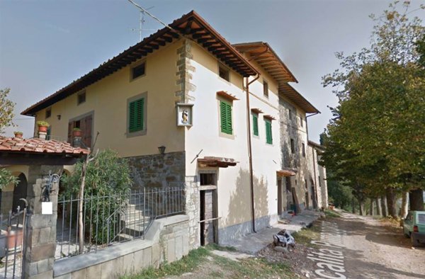appartamento in vendita a Vicchio in zona Ponte a Vicchio