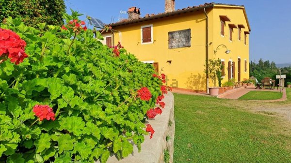 casa indipendente in vendita a Vicchio in zona Santo Stefano