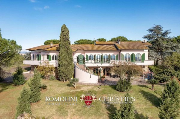 casa indipendente in vendita a Vinci