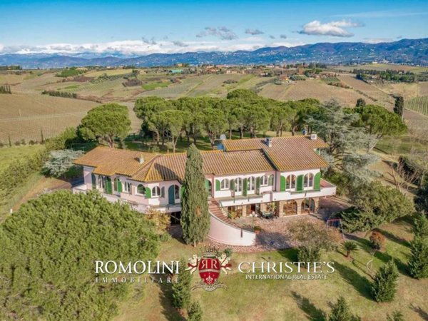 casa indipendente in vendita a Vinci in zona Toiano