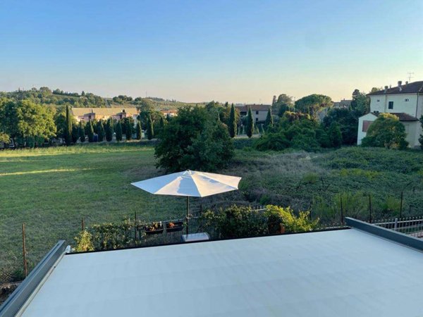 casa indipendente in vendita a Vinci