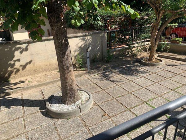 intera palazzina in vendita a Vinci in zona Spicchio