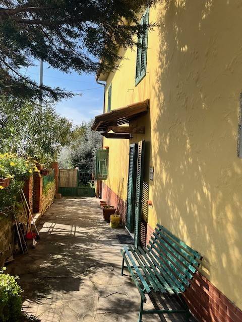 casa indipendente in vendita a Vinci