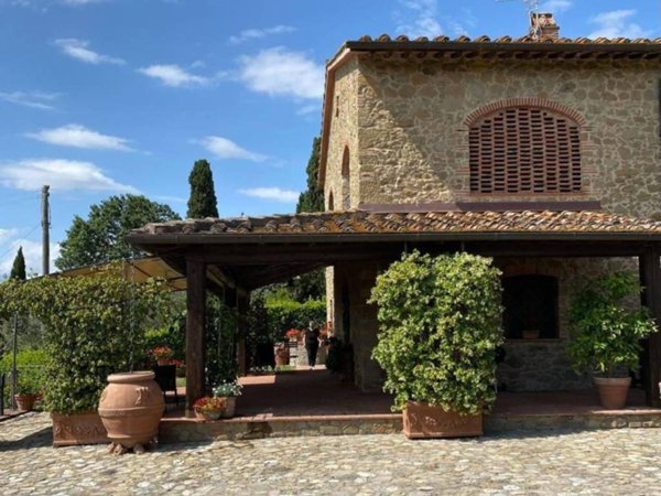 casa indipendente in vendita a Vinci