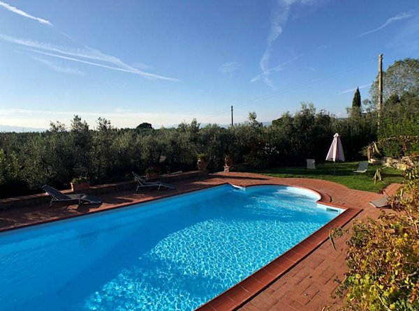 casa indipendente in vendita a Vinci