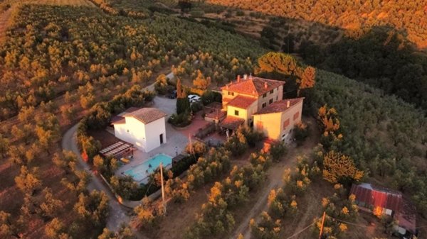 appartamento in vendita a Vinci in zona Faltognano