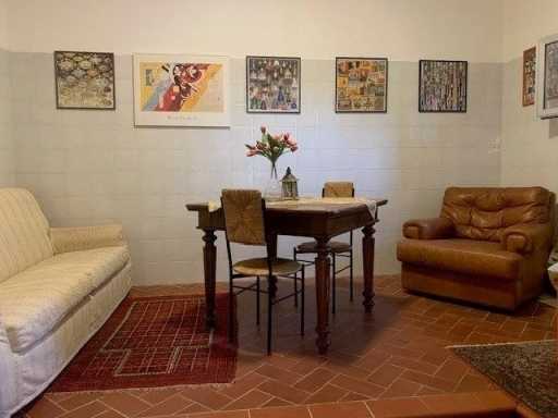casa indipendente in vendita a Vinci