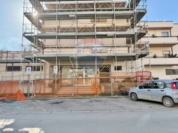 locale di sgombero in vendita a Vinci in zona Sovigliana