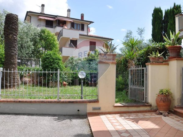 casa indipendente in vendita a Vinci in zona Sovigliana