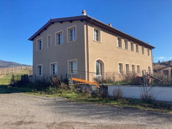 appartamento in vendita a Vinci in zona Vitolini