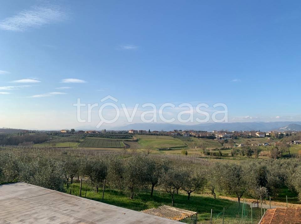 casa indipendente in vendita a Vinci