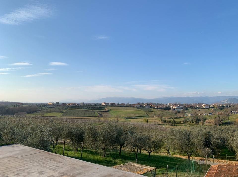 casa indipendente in vendita a Vinci