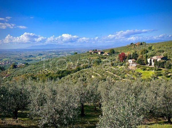 casa indipendente in vendita a Vinci in zona Faltognano
