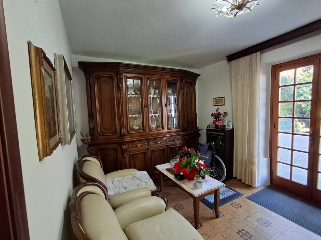 casa indipendente in vendita a Vinci