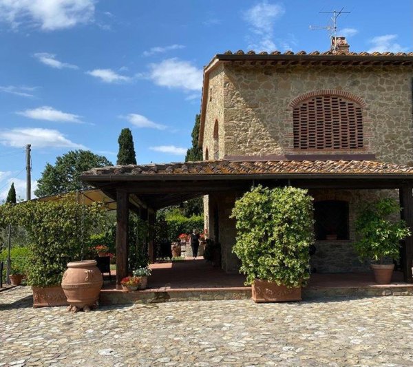 casa indipendente in vendita a Vinci in zona Faltognano