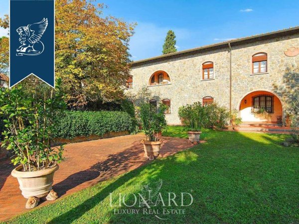 casa indipendente in vendita a Vinci