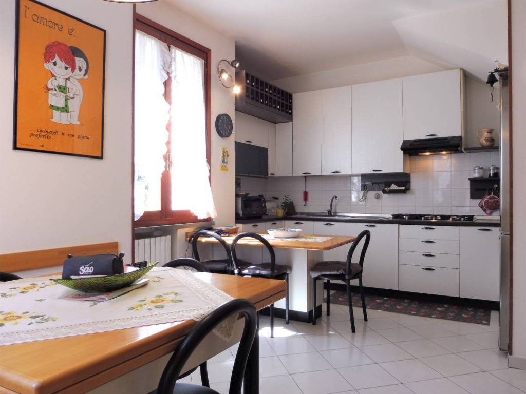 casa indipendente in vendita a Vinci in zona Sovigliana