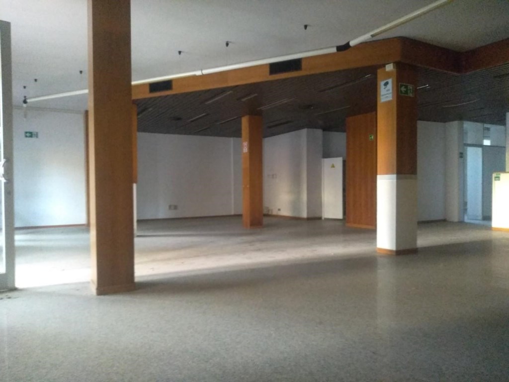 locale commerciale in vendita a Vinci in zona Spicchio