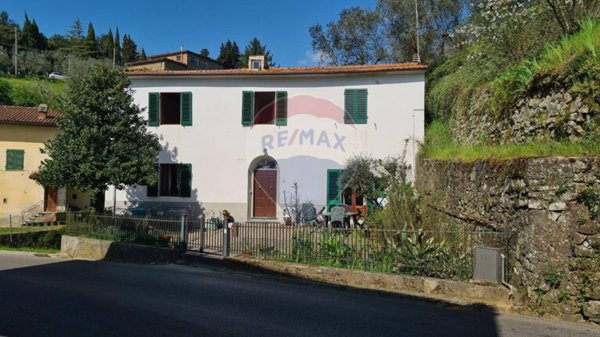 casa indipendente in vendita a Vinci in zona Vitolini