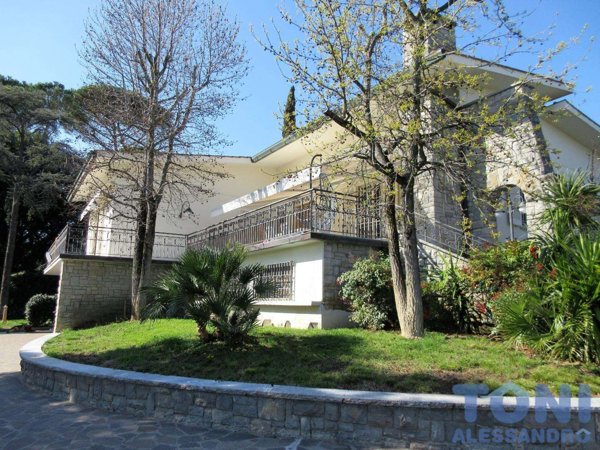 casa indipendente in vendita a Vinci in zona Sovigliana
