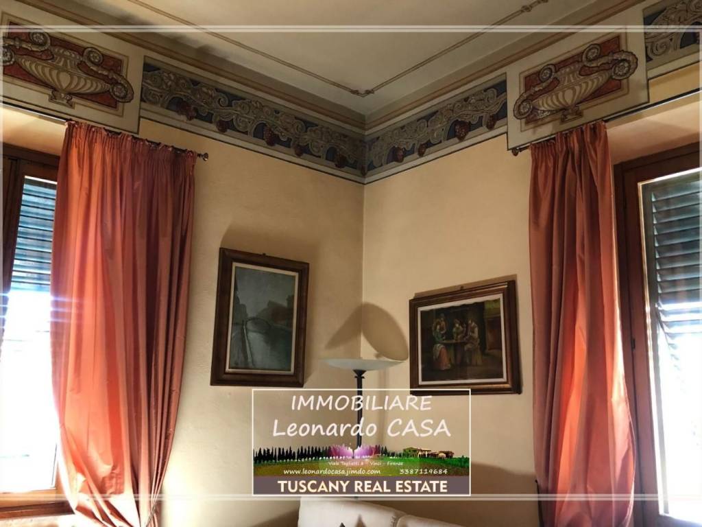 intera palazzina in vendita a Vinci