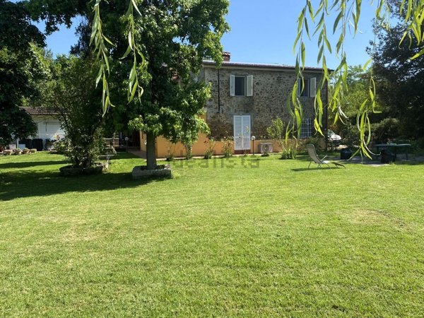 casa semindipendente in vendita a Vinci