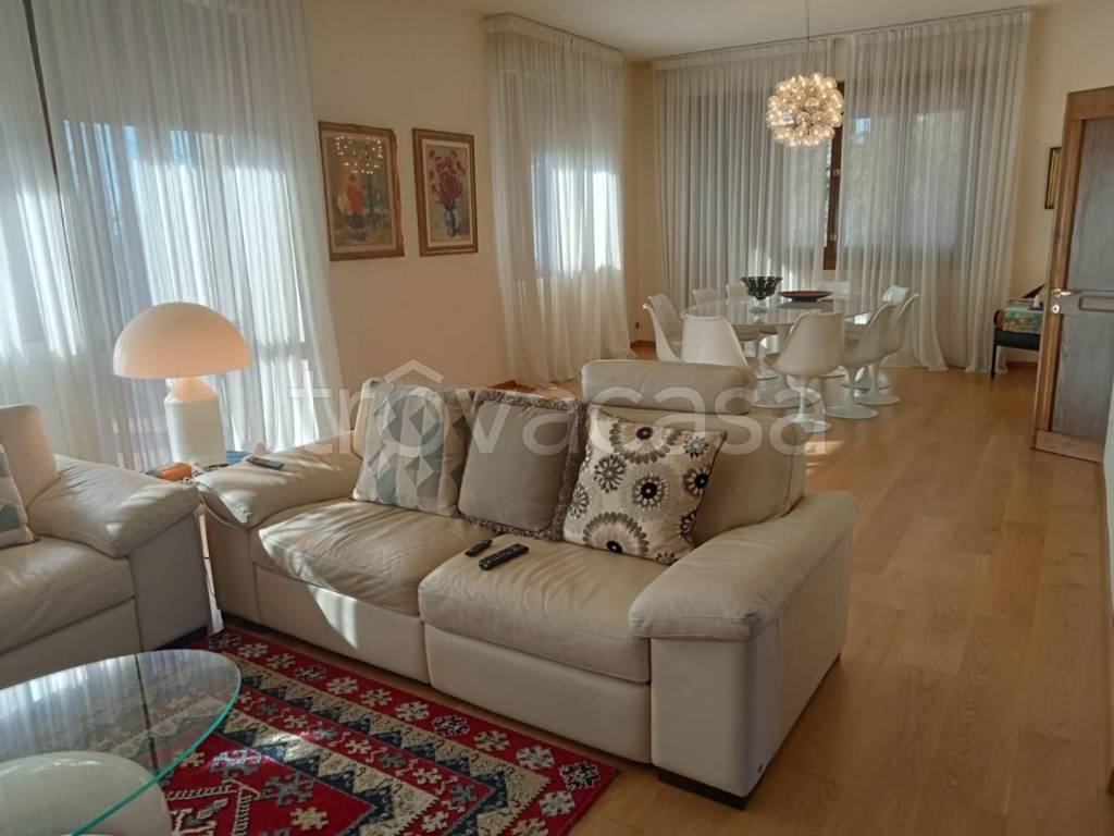 casa indipendente in vendita a Vinci in zona Sovigliana