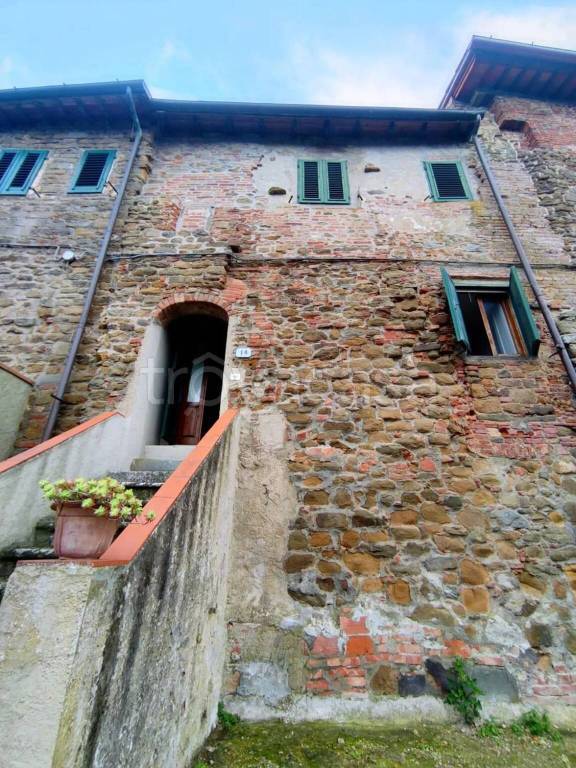 casa indipendente in vendita a Vinci