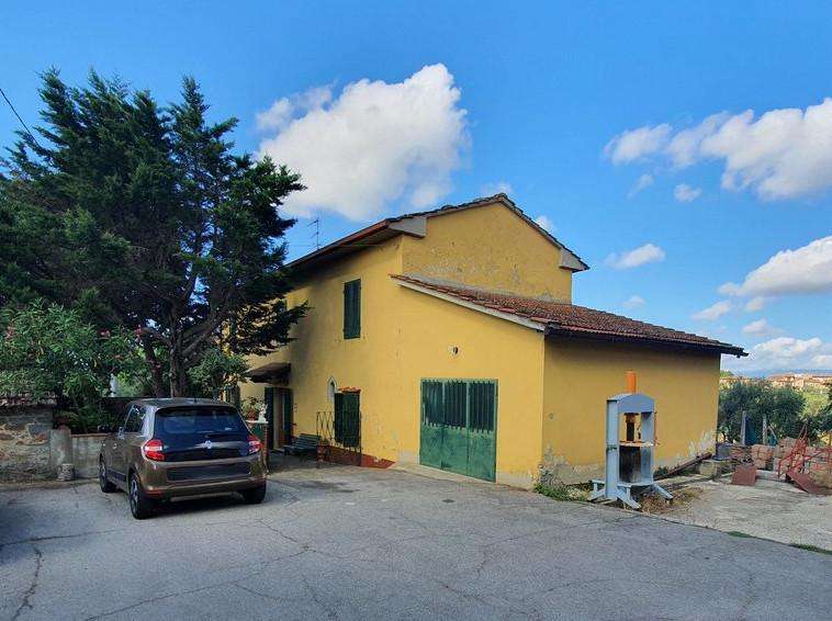 casa indipendente in vendita a Vinci