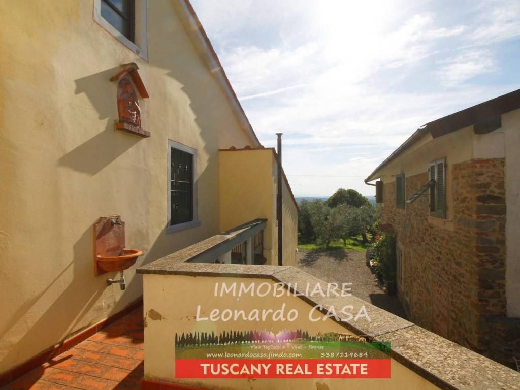 casa indipendente in vendita a Vinci