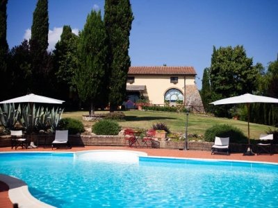 casa indipendente in vendita a Vinci