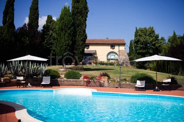 casa indipendente in vendita a Vinci