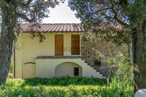 casa indipendente in vendita a Vinci