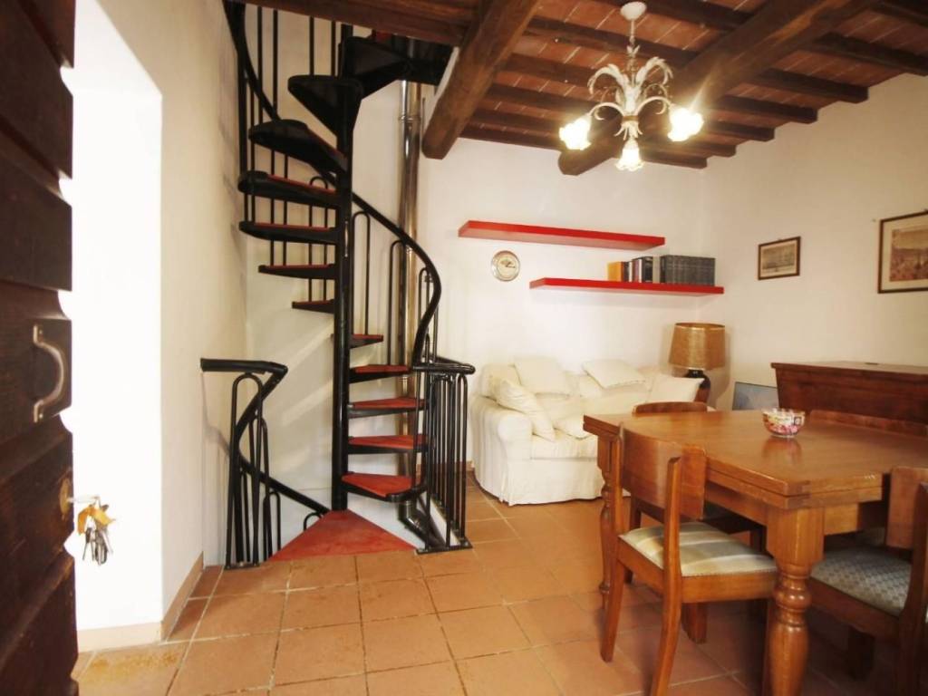 casa indipendente in vendita a Vinci