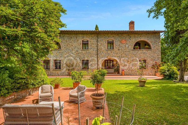 casa indipendente in vendita a Vinci