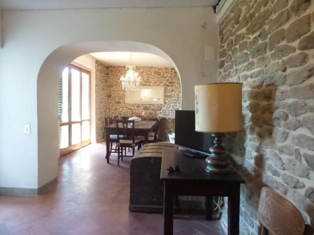 casa indipendente in vendita a Vinci in zona Faltognano