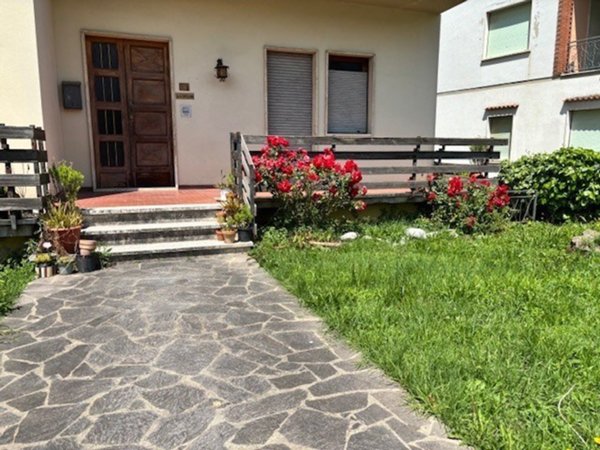 casa indipendente in vendita a Vinci