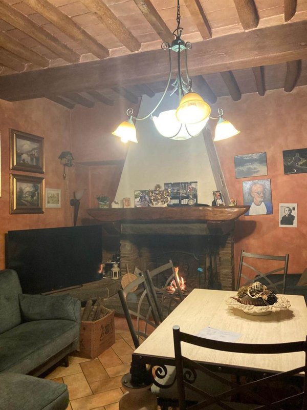 casa indipendente in vendita a Vinci in zona Collegonzi