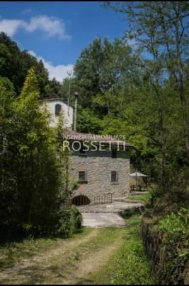 casa indipendente in vendita a Vinci