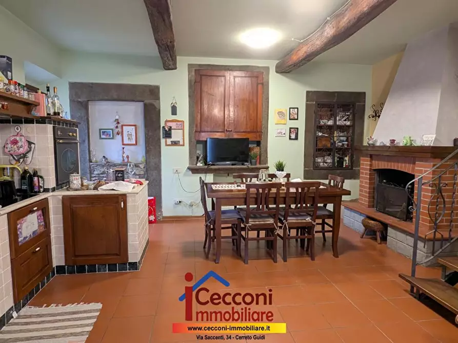 casa indipendente in vendita a Vinci