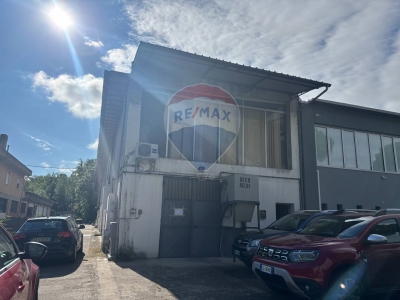 ufficio in vendita a Vinci in zona Mercatale