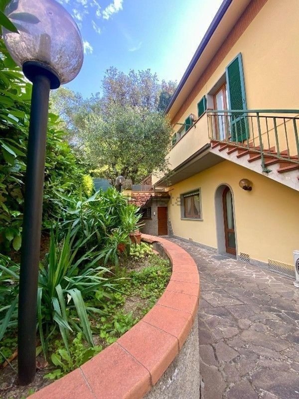casa indipendente in vendita a Vinci in zona Sovigliana