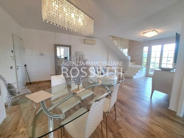 casa indipendente in vendita a Vinci in zona Toiano