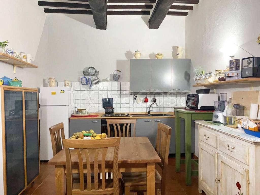 casa indipendente in vendita a Vinci