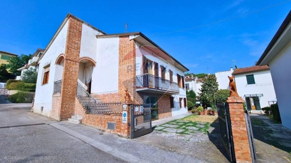 casa indipendente in vendita a Vinci in zona Sovigliana